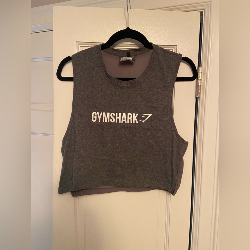 Gym shark crop top